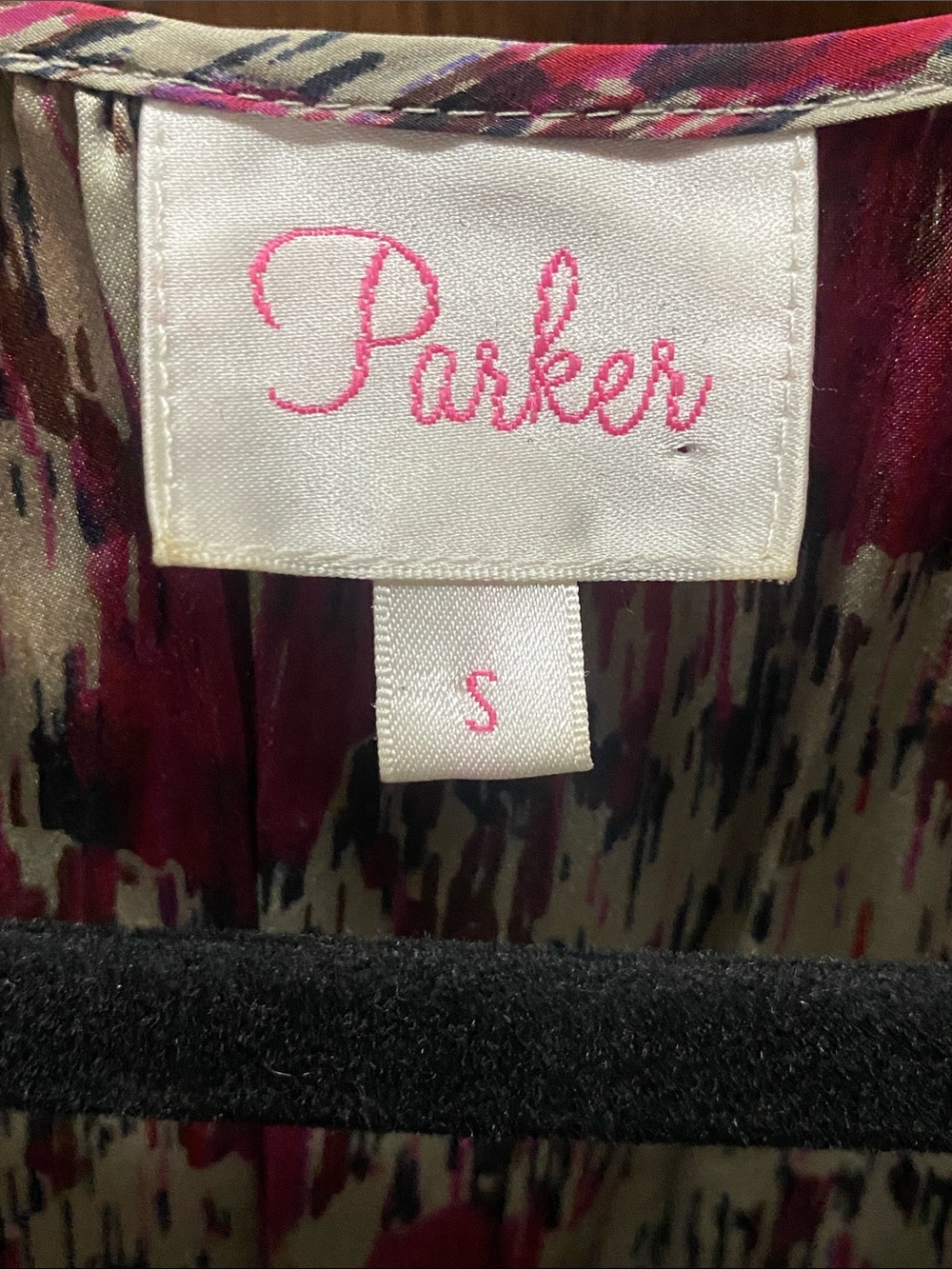 Parker 100% Silk Burgundy and Gray Artistic Print Maxi Dress Sz S - Picture 3 of 7